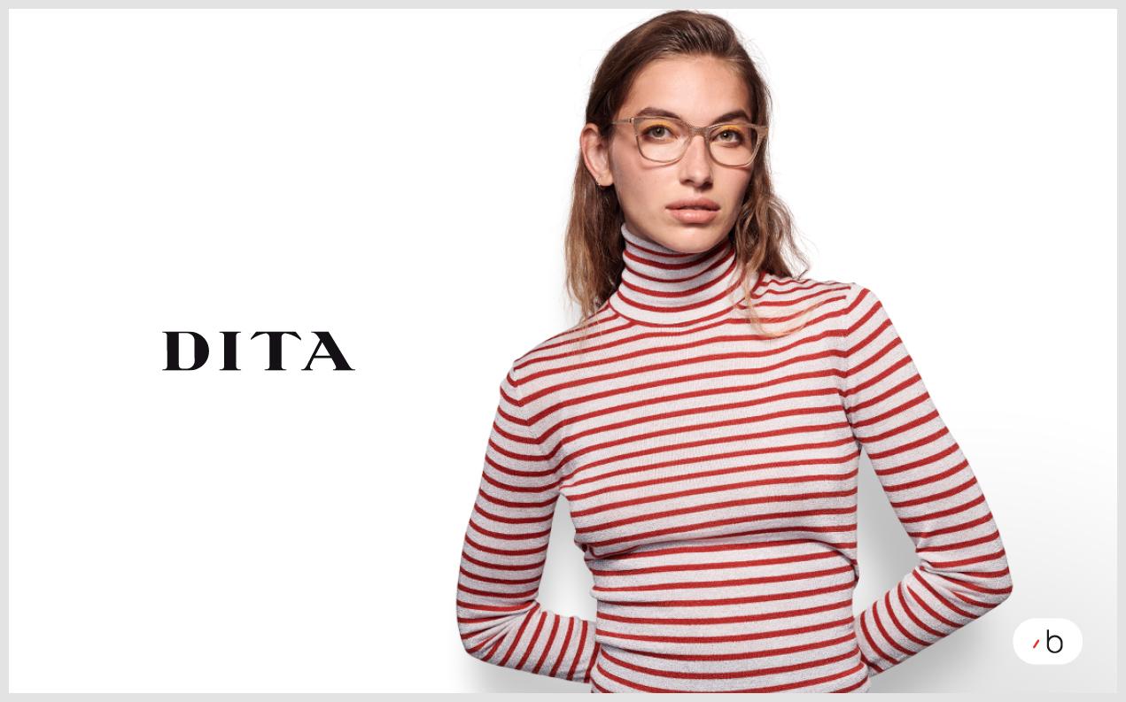 Kvinnlig modell bär glasögon från DITA
