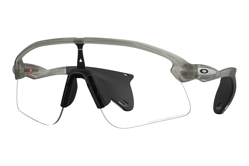 Oakley   OO9518 951808 Clear to Black Iridium PhotochromicMatte Grey Ink