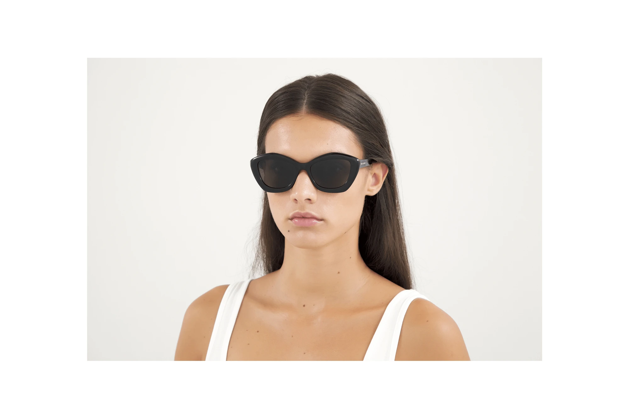 Vorderansicht Saint Laurent SL 68 (001)