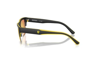 Seitenansicht Ferrari Scuderia FZ6026 (762/8N)