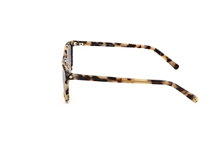 Seitenansicht Guido Maria Kretschmer Baylee Sun (03)