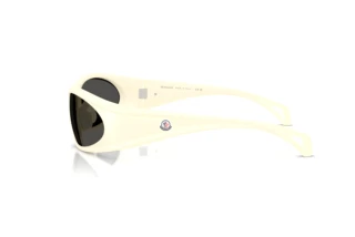 Seitenansicht Moncler ME8021 (504887)