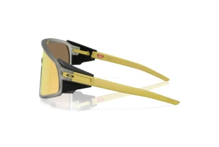 Seitenansicht Oakley LATCH PANEL (OO9404 - 940424)