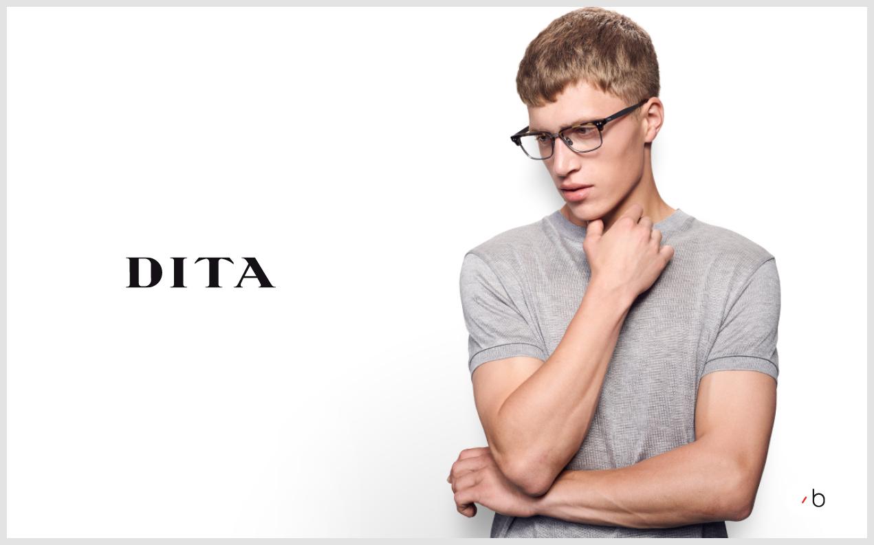 Manlig modell bär glasögon från DITA